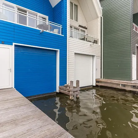 Holiday home The Boathouse *